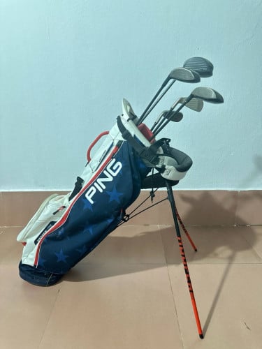 ចង់លក់ប្រដាប់វ៉ៃGolfមួយឈុតមានរូចក្នុងរូប កាបូបមួយនឹងជើងទប់កាបូប នឹង ផ្លែវ៉ៃតូចធំ5ដើម