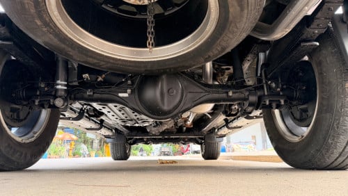 ទើបកាត់បានក្តៅៗ Hilux Rally 022  4X4 ហ្សុីន១ជុំ