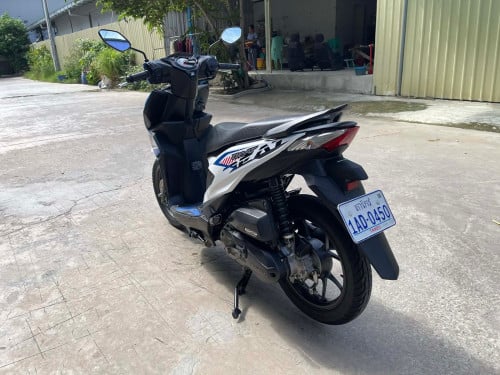 ម៉ូតូលក់Honda Beat024