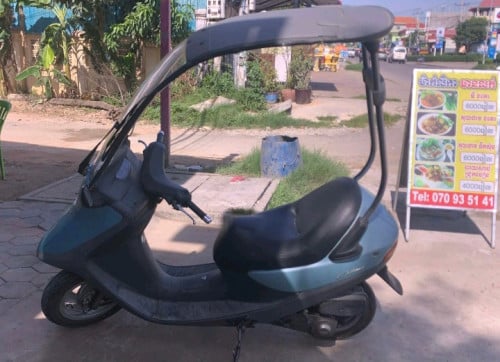 លក់ម៉ូតូHonda Calina