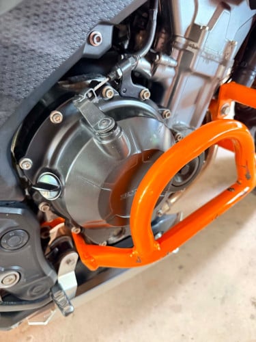 លក់ម៉ូត៉ូHonda CB500X មួយបងប្អូនលក់ចែកគ្នាប្រេីបងប្អូនមានថុងស្រាប់ដូចក្នុងរូបលក់តែ3550 ចរចារ