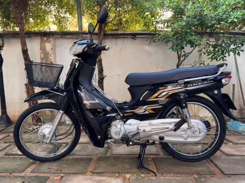 ម៉ូតូ HONDA DREAM 2025 លក់ប្រញាប់លុយខ្លាំង រឺ បង់រំលោះក៏បាន