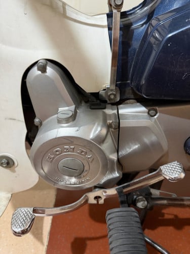 ម៉ូតូ Honda super cub 90