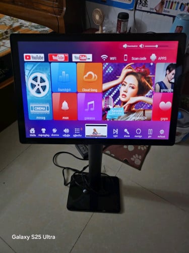 ថាច់ Karaoke មាន WiFi អាចប្រី YouTube បាននៅស្អាតដូចថ្មី