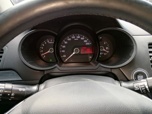 ស្អាតខ្ចីញេញ Kia morning 013 h full LPG