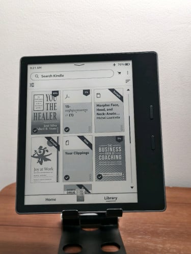 លក់ Kindle Oasis (10th Generation) ថ្មី 99% (ដូចថ្មី)
