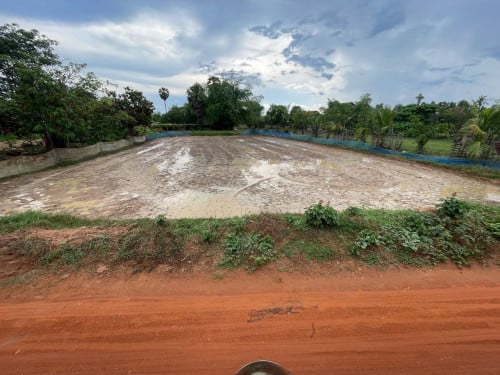 ដីលក់ក្នុងក្រុងសៀមរាប-ក្របីរៀល / Land for Sale in Siem Reap