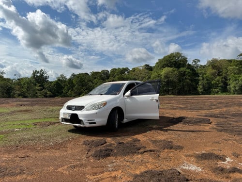 ឡានលក់ matrix xr 2004 abs បើកដំបូល តម្លៃ៨៥ចរចារ