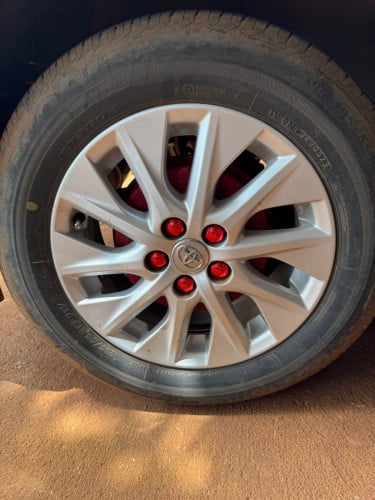 ឡានលក់ matrix xr 2004 abs បើកដំបូល តម្លៃ៨៥ចរចារ