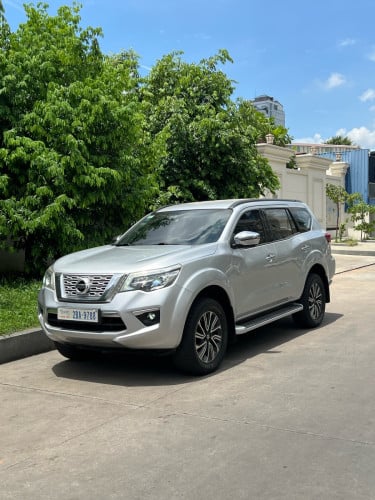 ឪមហាថ្មី NISSAN TERRA 2019 ម្ចាស់ដេីម ម៉ាសុីនម៉ាស៊ូត