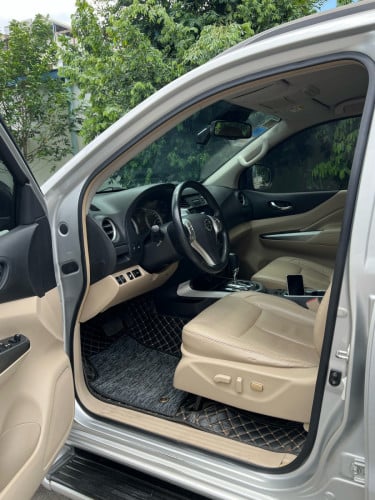 ឪមហាថ្មី NISSAN TERRA 2019 ម្ចាស់ដេីម ម៉ាសុីនម៉ាស៊ូត