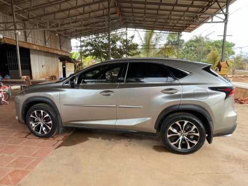 លក់ឡានជិះផ្ទាល់ nx200t 2015 fsport ក្នុង ឆឺរី ប៉ុង២ ប៊ូតុង៦