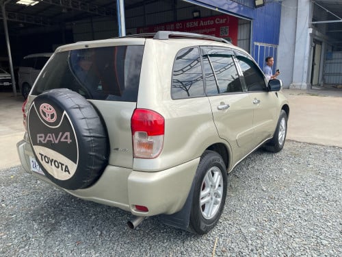 លក់រថយន្ត RAV4 01 ប៉ុង2 ឡានរៀបហើយស្អាត តម្លៃ7300$ ចរចា😍