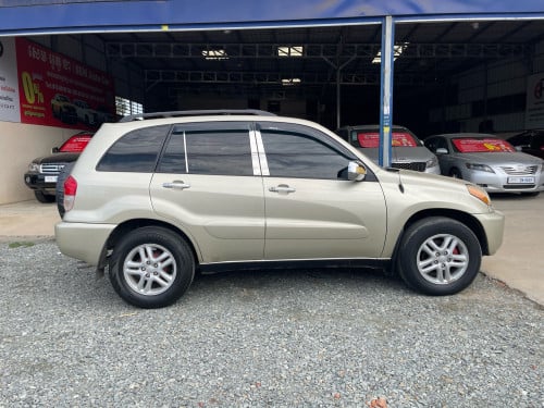លក់រថយន្ត RAV4 01 ប៉ុង2 ឡានរៀបហើយស្អាត តម្លៃ7300$ ចរចា😍