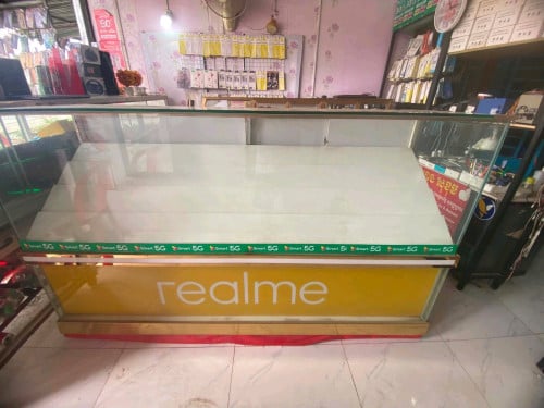 ទូរស័ព្ទrealme 2m លក់100$