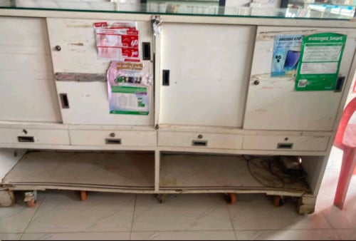 ទូរស័ព្ទrealme 2m លក់100$