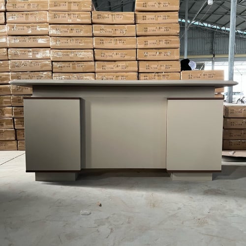 តុប្រធានឈើក្រាស់ល្អ size: 160 &140cm  (យកច្រើនចុះច្រើន)