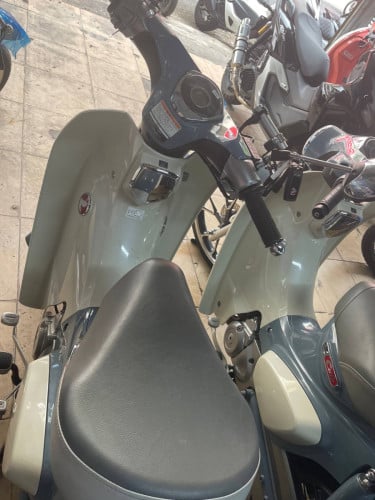 កំពូល Super CUB 125cc លំដាប់ស្អាតៗមេ គីឡូតិចតម្លៃ2021 3280$ដល់2024 3780$ត្រូវ១ណាយក១និង