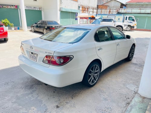 ✅ឡានលក់ប្រញ៉ាប់ (Lexus ES300)ឆ្នាំ2002✅ធានាឡានអត់បុកអត់ប៉ះ✅ម៉ាសុីនប្រអប់លេខអេមជើងក្រោមអេម