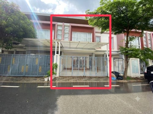 🏡 3 Bedroom House for Rent on Road 6A Family Home in Chroy Changvar | $600/Month