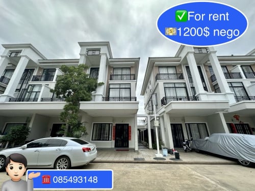 🏡វីឡាកូនកាត់ LA សល់ដីចំហៀង សម្រាប់ជួល នៅបុរី ប៉េងហួត បឹងស្នោរ( Roseville)