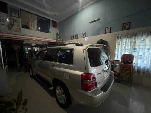 093 500 216/Highlander V6 Year 2002