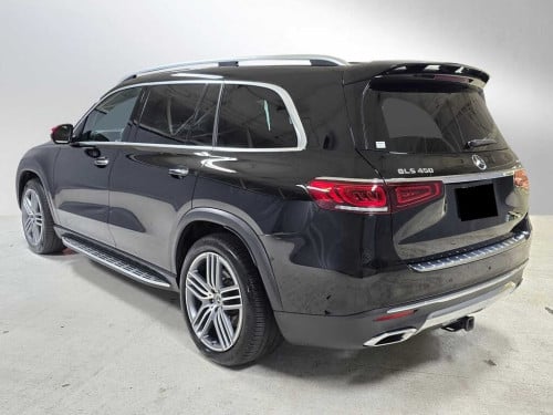 2020 Mercedes-Benz GLS 450 4MATIC.