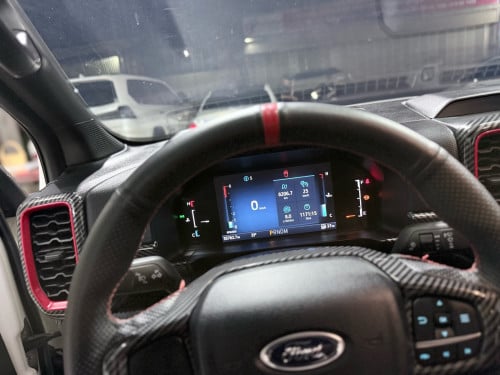 2024 Ford XL up Raptor ម៉ាស៊ូត ឡានស្អាត អត់បុក ប៉ះ