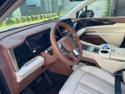 2025款BYD 夏