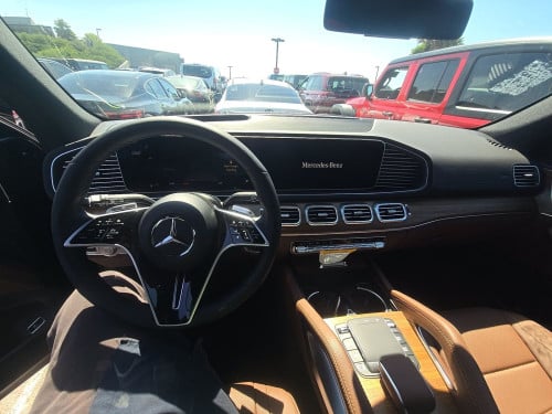 2026 Mercedes-Benz GLS450 4MATIC