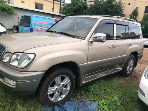 470 ឆ្នាំ 2000 សាំង