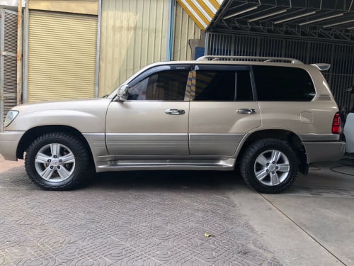 470 ឆ្នាំ 2000 សាំង