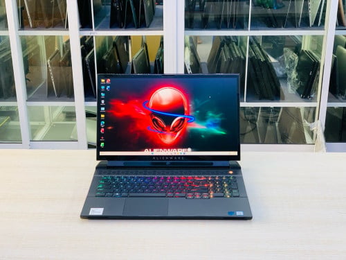 Alienware M17 R2 17.3” FHD 144Hz