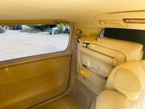 ALPHARD 2010 For Rent /出租
