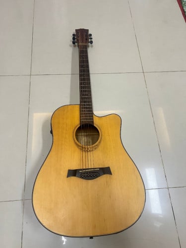 Amari guitar