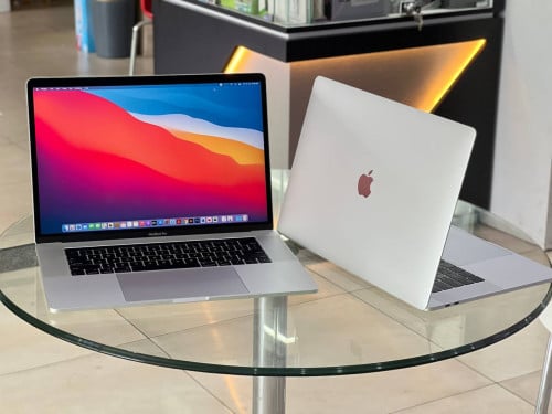 Apple PROMOTION Only 599$ Free Mouse Original