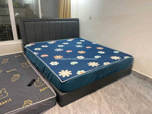 Bad with mattresses