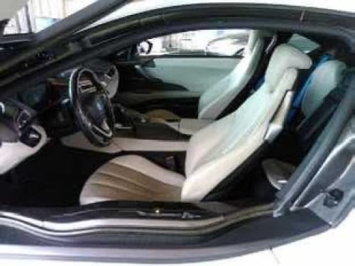 BMW I8 ឆ្នាំ 2014Full option