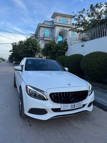 C300 2015 Luxury 4Matic