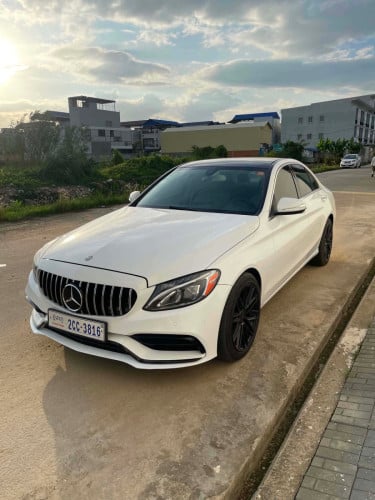 C300 luxury 4matic up C63
