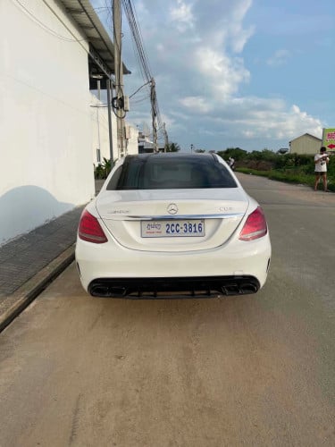 C300 luxury 4matic up C63