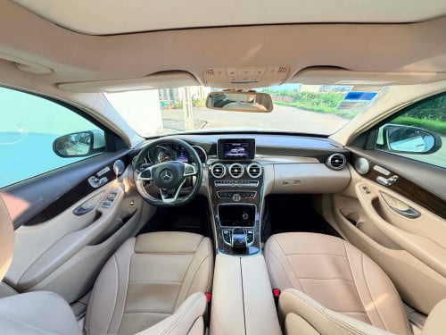 C300 luxury 4matic up C63