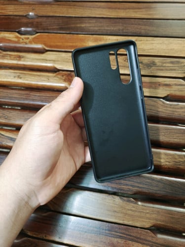 Case Huawei P30pro នៅថ្មីស្អាត ប្រភេទស្រោមល្អ លក់2$ ទីតាំង:ច្បារអំពៅ❤️