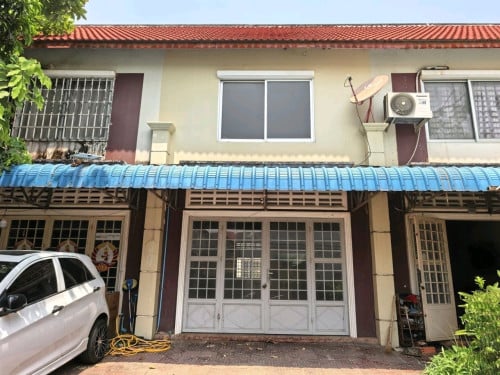 Code #F032🏠 ផ្ទះលក់ បុរី រុងរឿង6A+ តម្លៃ : $70,000 (ចរចារ)+ ទំហំផ្ទះ : 4.2m x 12m