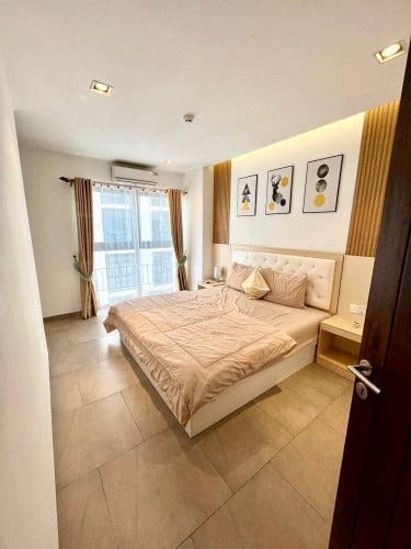 Condo for rent Urban Village