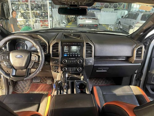 Ford F-150 Raptor ឆ្នាំ 20217 Full Option បើកដំបូល (ឡានស្អាត ម្ចាស់ថែ) លេងយាន់ លេងកង់ហើយ