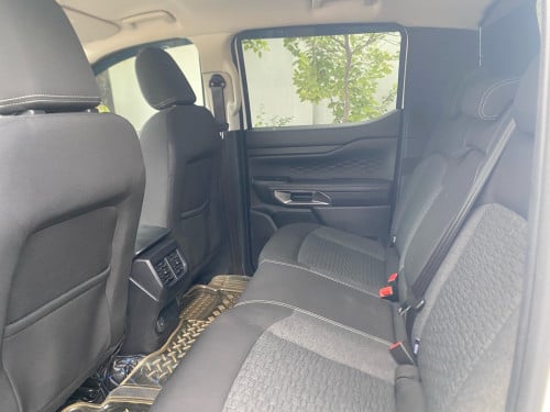 Ford Ranger ឆ្នាំ2023xltទាក់បូពី