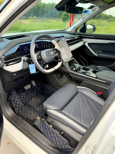 Geely Starray 2025 7000km ថ្មី99%