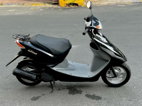 Honda Dio 50cc ប្រើសាំងសុទ្ធ ប្រាំងប៉ូម មានប្រពន្ធ័ ឈប់រលត់ ម៉ូតូស្អាត សុំនុំសុីន ក្រដាស់ពន្ធ