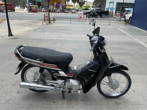 Honda Drem125cc 2009 New98%មានពន្ធកាតគ្រីស្លាកលេខ